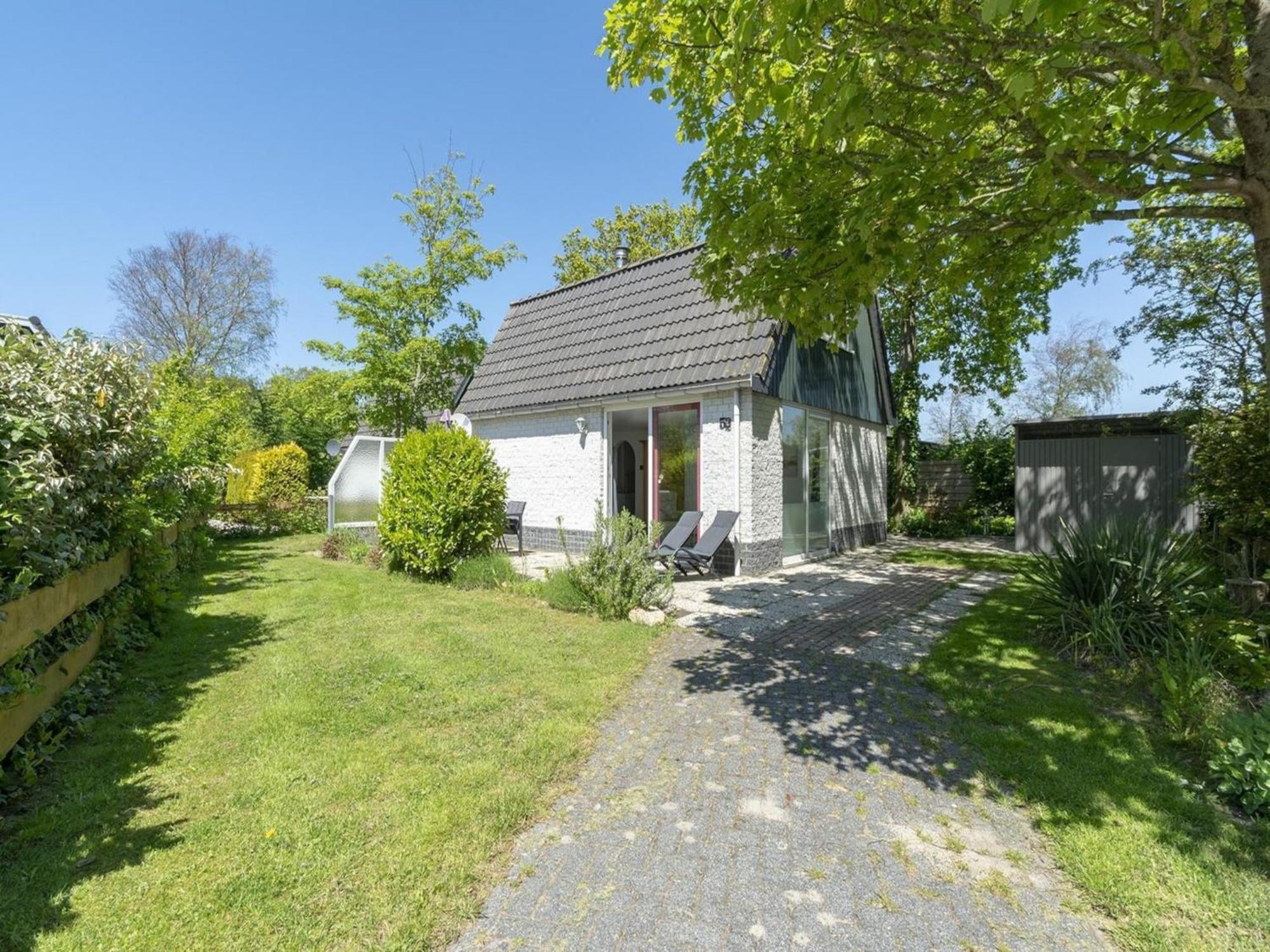 Holiday Home With Pool By The Sea Sint Maartensvlotbrug Exteriér fotografie
