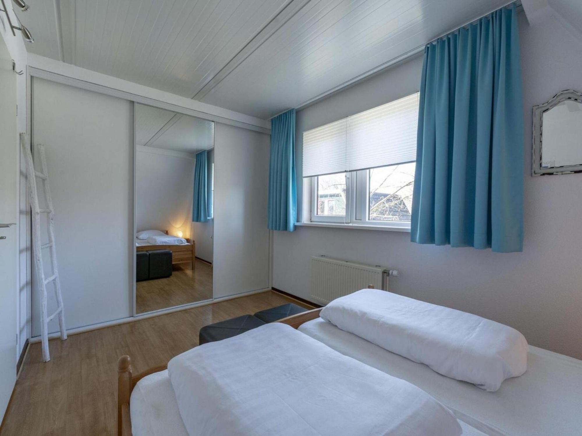 Holiday Home With Pool By The Sea Sint Maartensvlotbrug Exteriér fotografie
